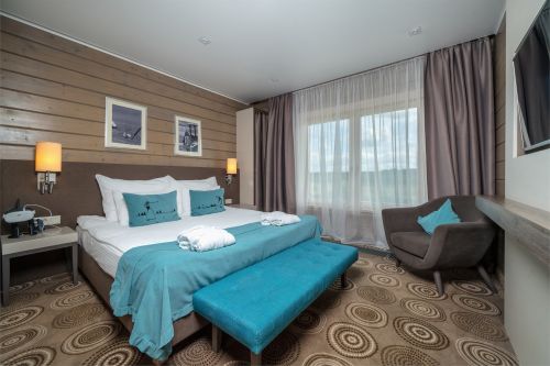 Suite with a terrace overlooking the garden
