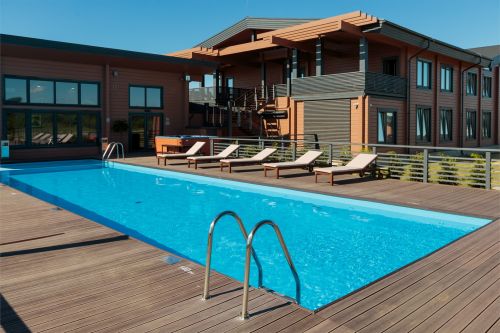 Suite with a terrace overlooking the golf course